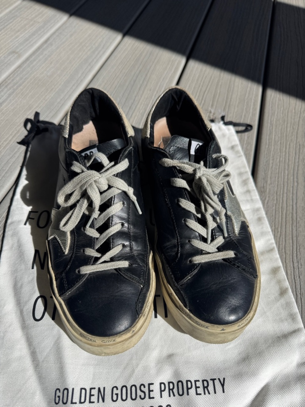 Golden Goose Black & Cream Leather Low-Top Sneakers! 🖤🤍🖤🤍🖤